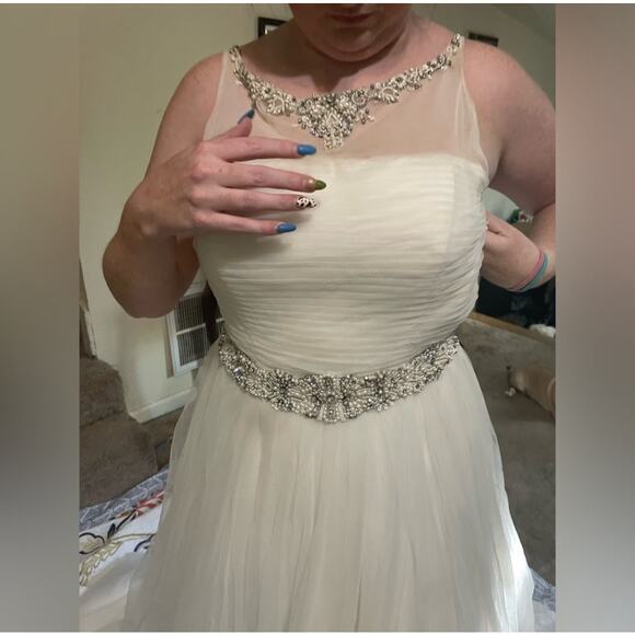 Zurc for Impression bridal gown - Picture 15 of 16